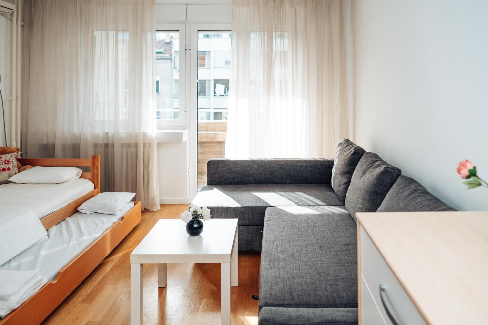 Crown Central Three Bedroom Apartment Belgrade Extérieur photo