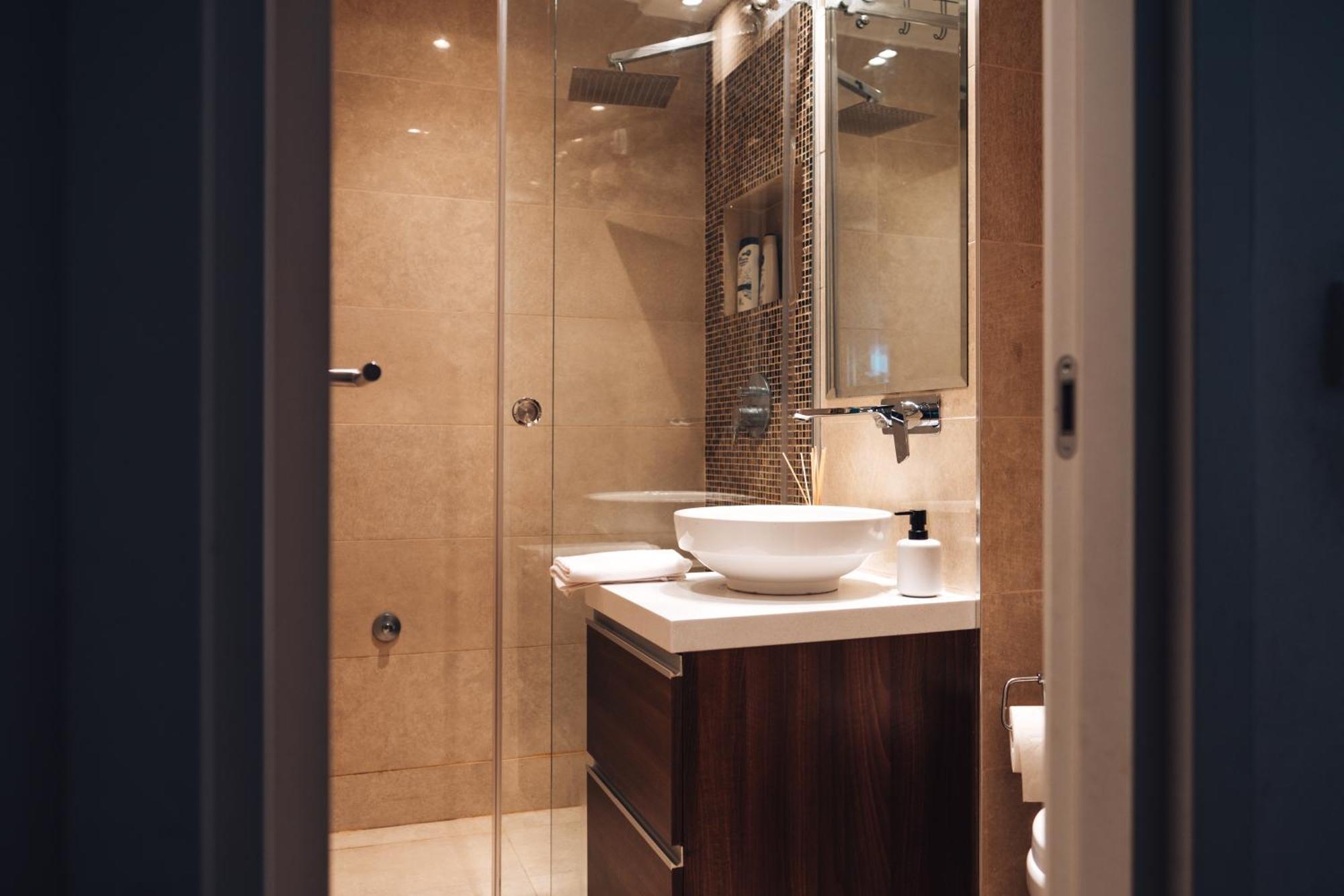 Crown Central Three Bedroom Apartment Belgrade Extérieur photo